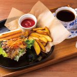 意外な組み合わせだけど美味しい「サバのサンドイッチ」